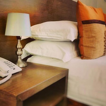 Stay Inn - Guest House Мапуто Екстериор снимка