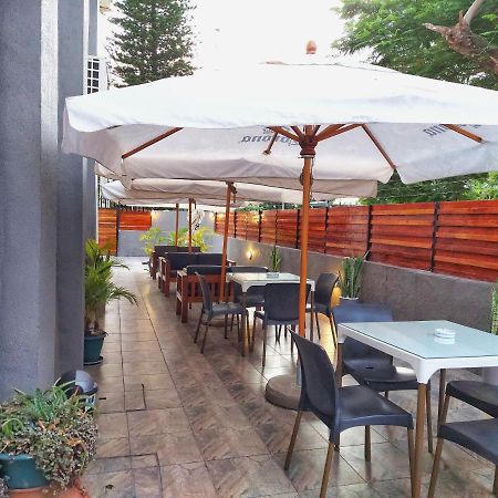Stay Inn - Guest House Мапуто Екстериор снимка