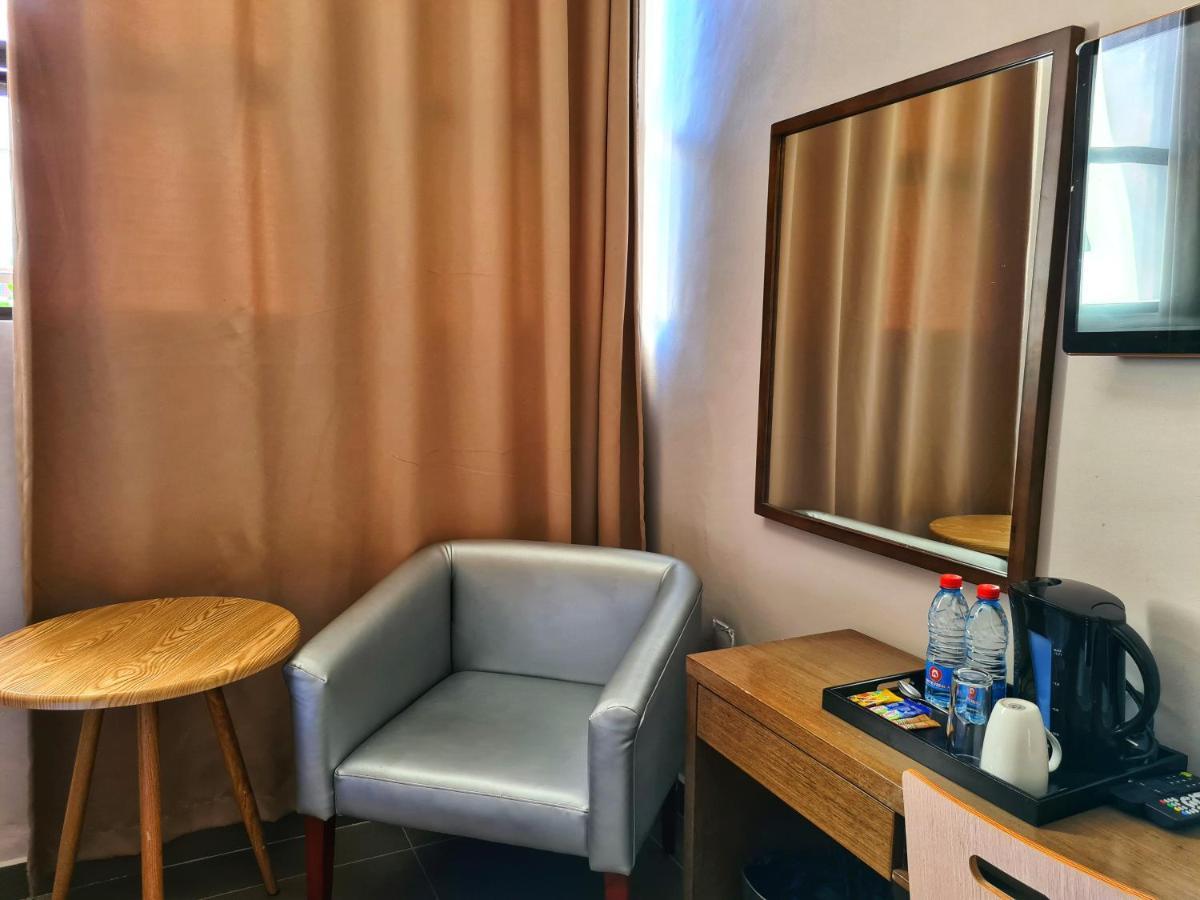 Stay Inn - Guest House Мапуто Екстериор снимка