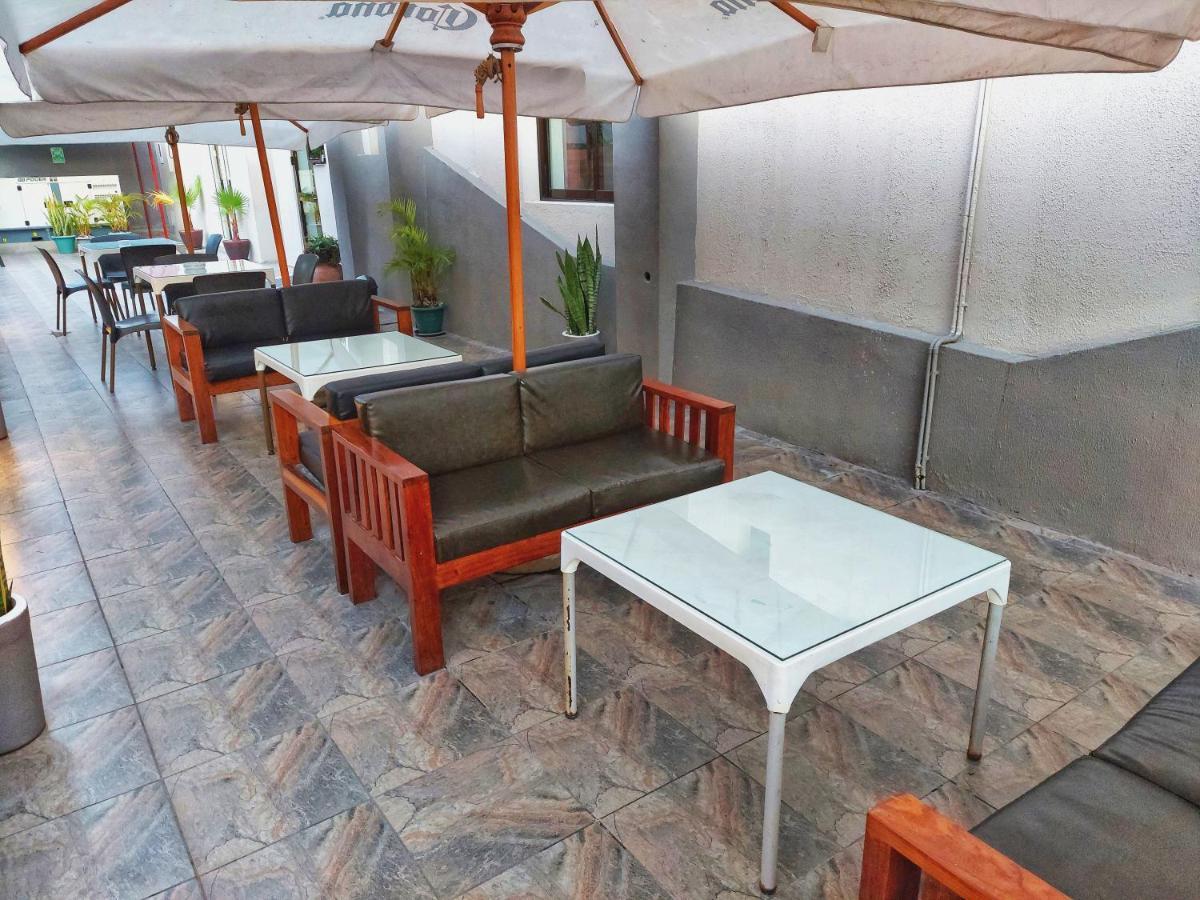 Stay Inn - Guest House Мапуто Екстериор снимка